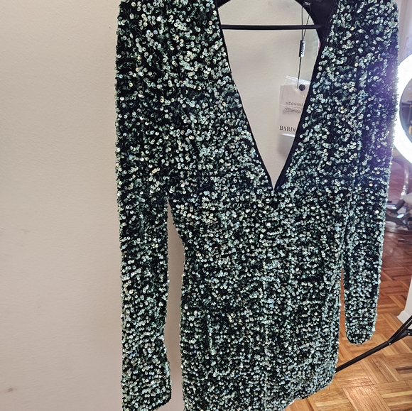 Brand New Cocktail Sequins Dress in beautiful crafted light emerald green shade - Picture 4 of 11